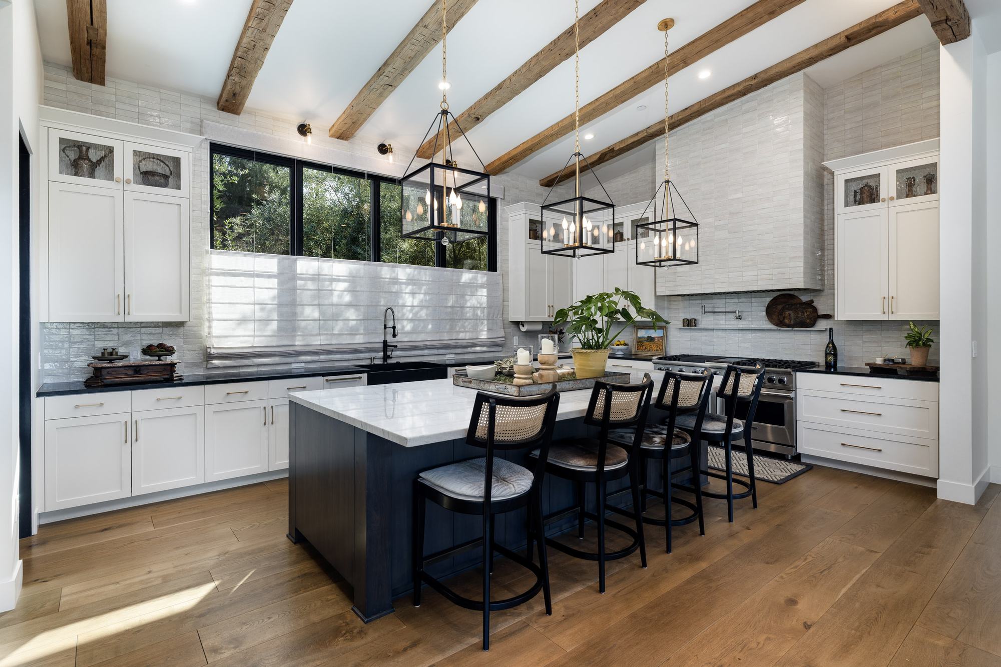 Chef's kitchen with large island